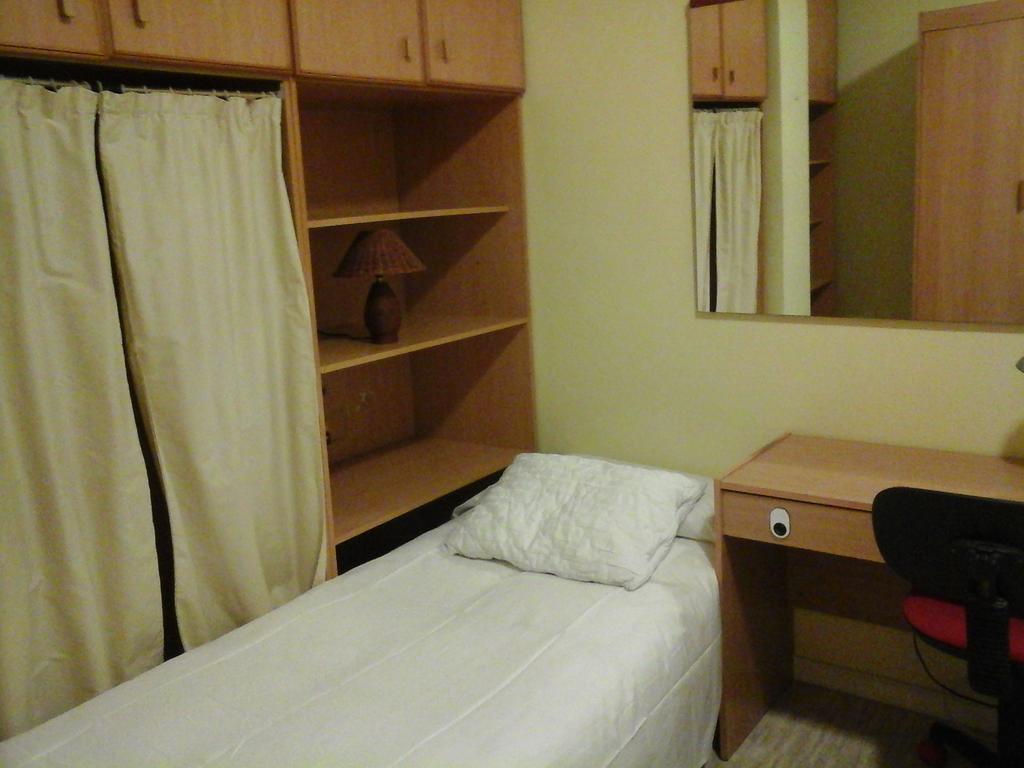 Apartament Fira L'Hospitalet de Llobregat Dış mekan fotoğraf