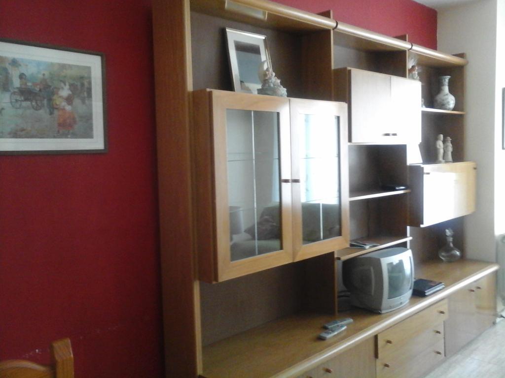 Apartament Fira L'Hospitalet de Llobregat Oda fotoğraf